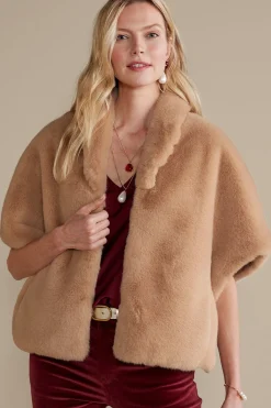 Soft Surroundings Anastasia Faux Fur Capelet
