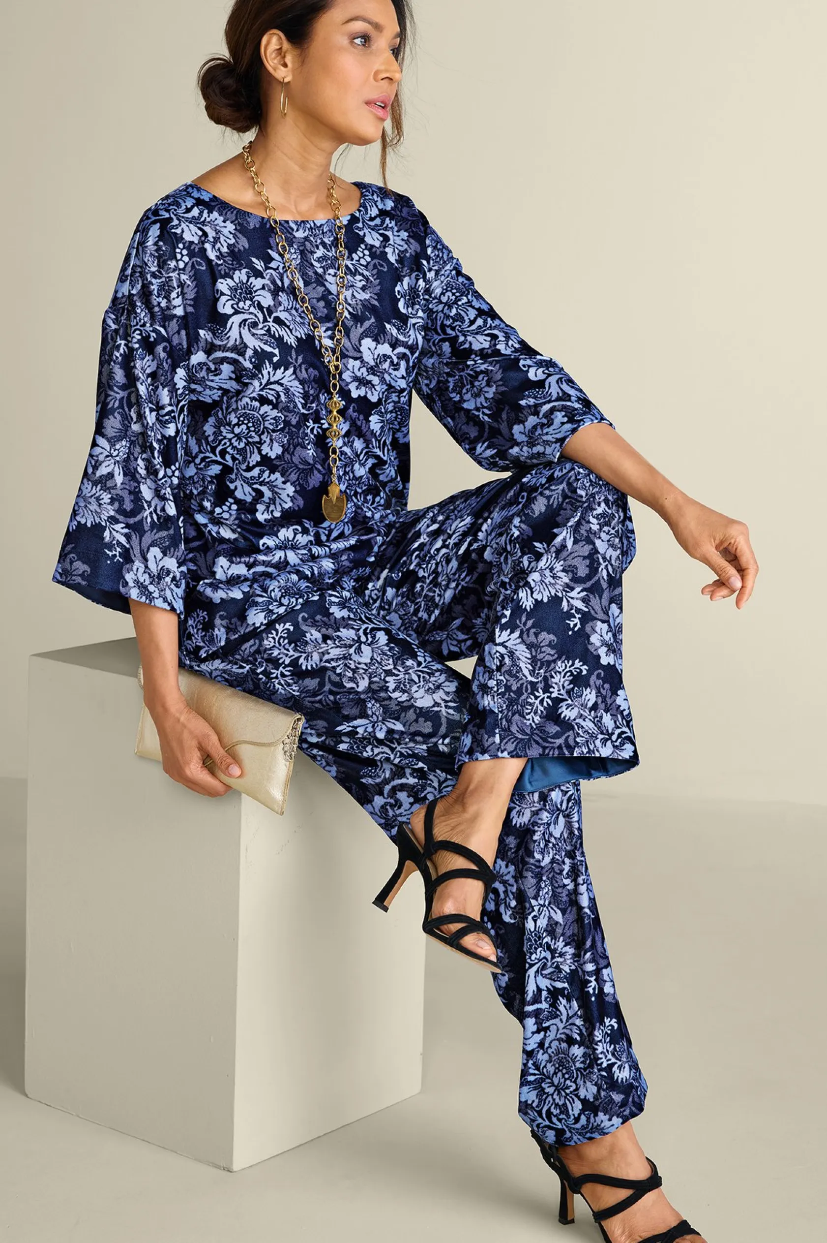 Soft Surroundings Aria Velvet Wide Leg Pants