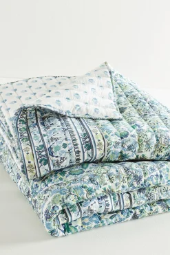 Soft Surroundings Margo Iris Reversible Printed Quilt