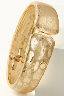 Soft Surroundings Nora Hinged Hammered Cuff