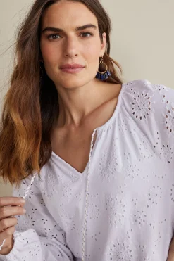 Soft Surroundings Petites Rhiannon Eyelet Peasant Top