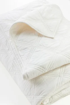 Soft Surroundings Toluca Diamond Quilt