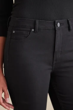 Soft Surroundings Ultimate Denim Straight Leg Jeans